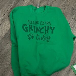 Gildan Green Heavy Blend Sweatshirt